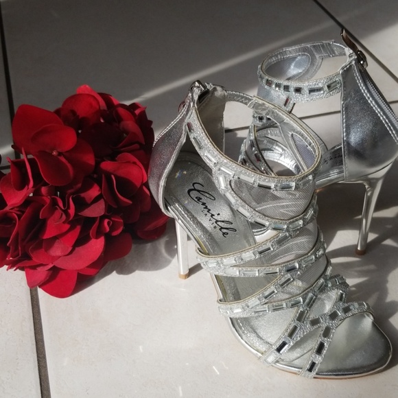 Camille La Vie Silver Stoned Heels - Picture 3 of 4